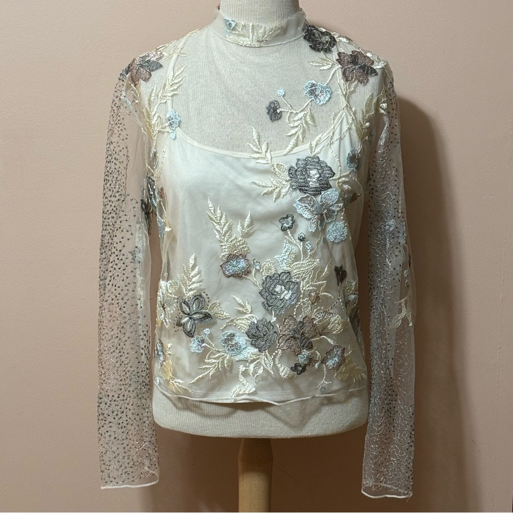 Embroidered floral ivory/cream mesh blouse w/attached camisole | Adiva | Size XL